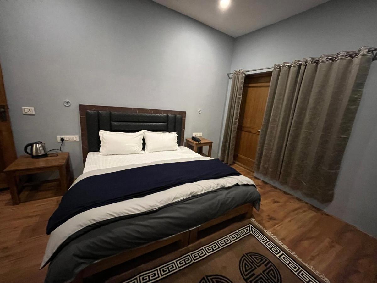 Hotel Honey Bee à Leh Extérieur photo